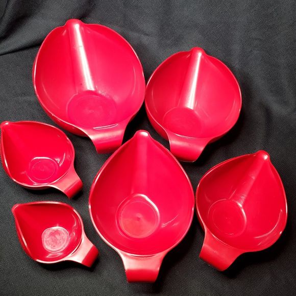 Randy Kaas POURfect Measuring Bowls Red Lot of 6 Handles Mixing Non Skid Bottom - Picture 2 of 15